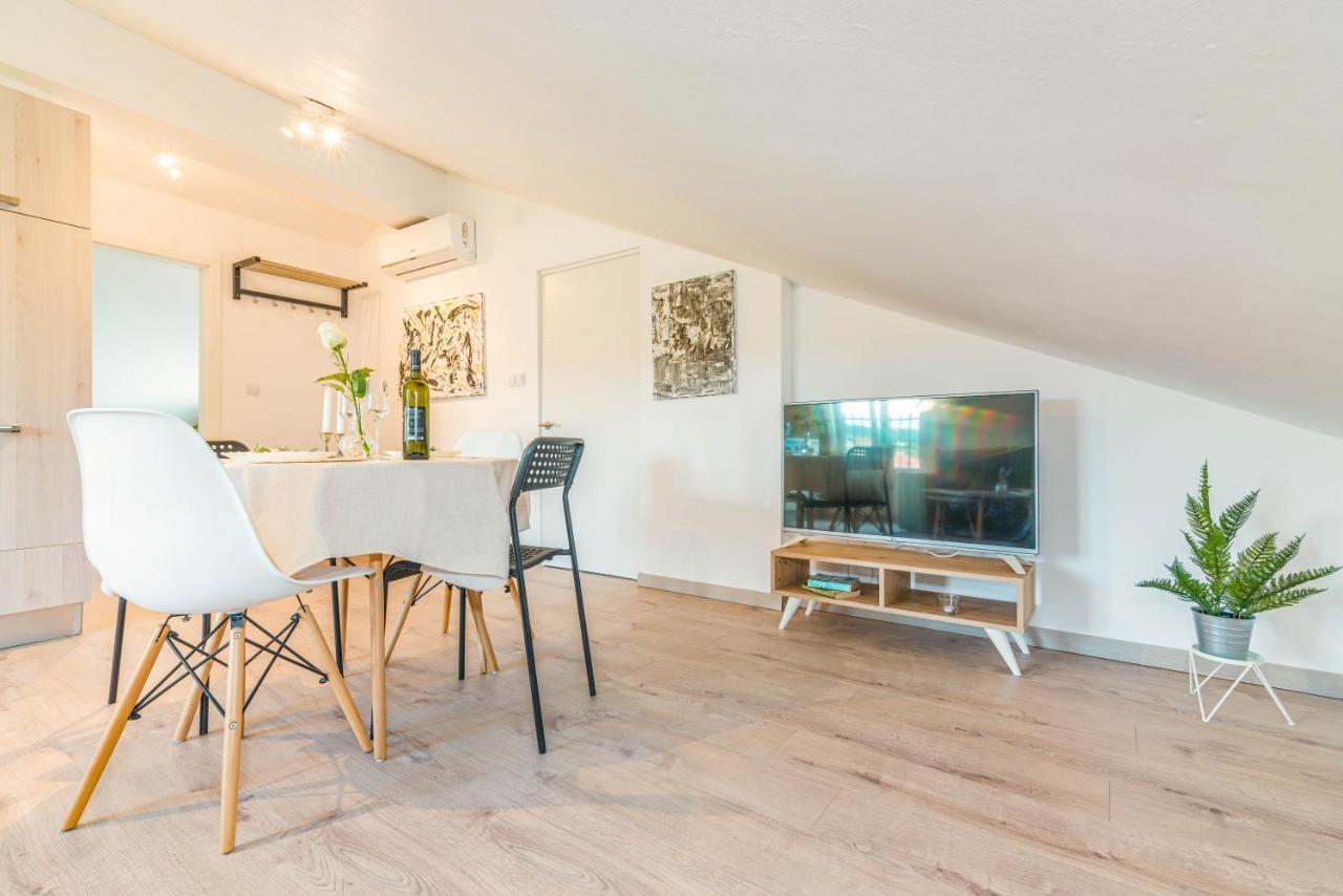 Apartment Egon Malinska Zewnętrze zdjęcie